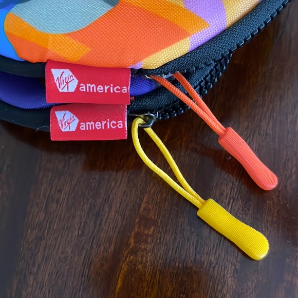 Virgin America - 1st Class Travel Kits x2 - Picture 2 of 7